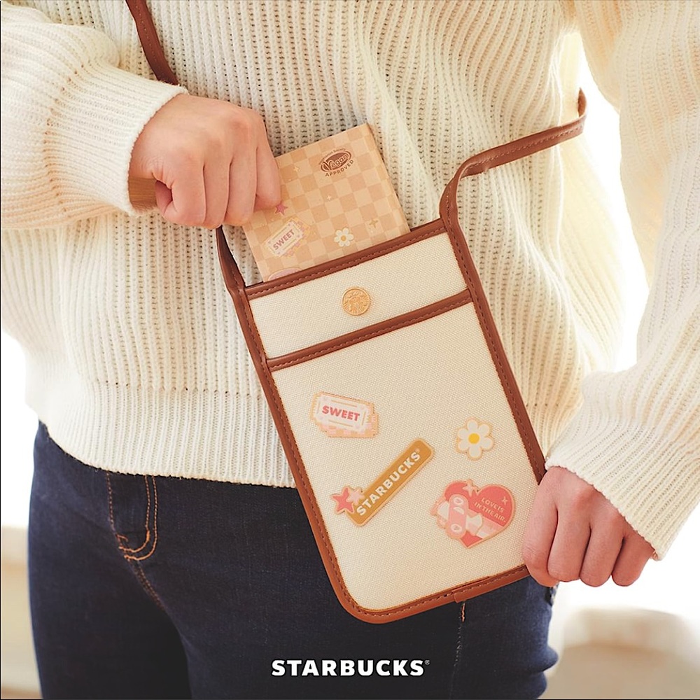 Korea Starbucks leather pouch